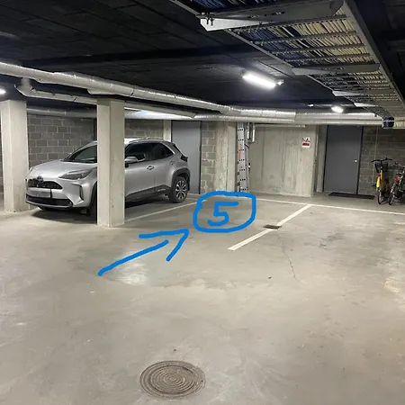 Modern Loft In The Middle Of The City, Parking Space, Tv Game *