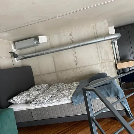 Modern Loft In The Middle Of The City, Parking Space, Tv Game Apartamento Tallin