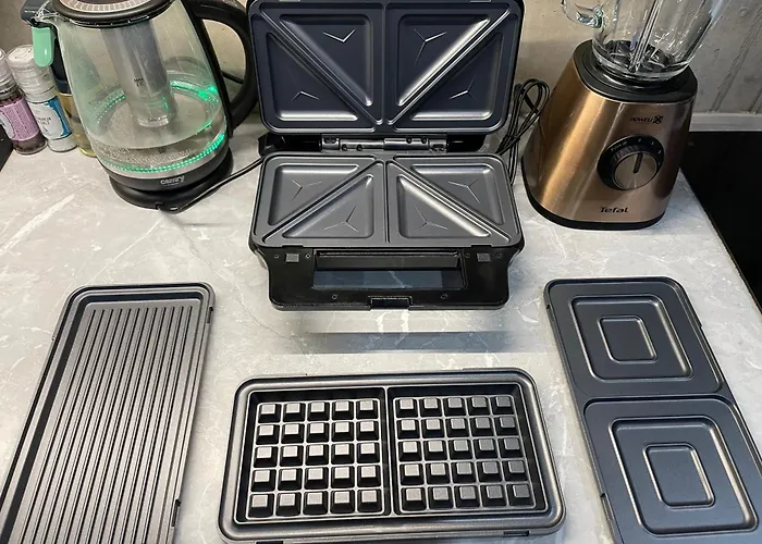 Modern Loft In The Middle Of The City, Parking Space, Tv Game Apartment *